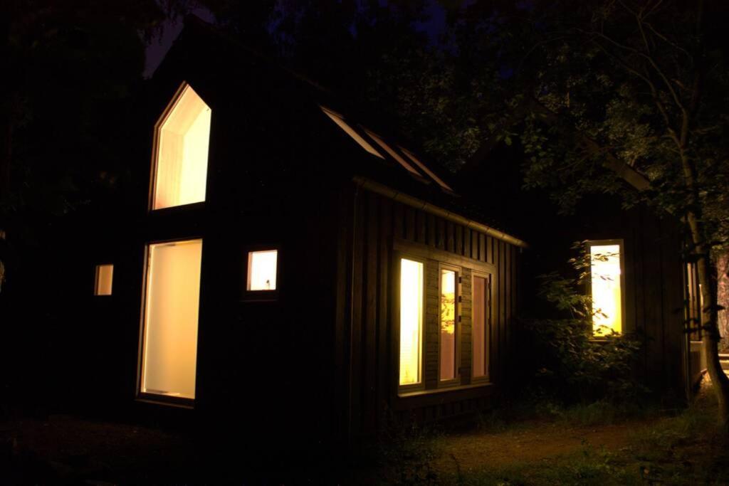 Oak Cottage Near Ronne & Beach 외부 사진